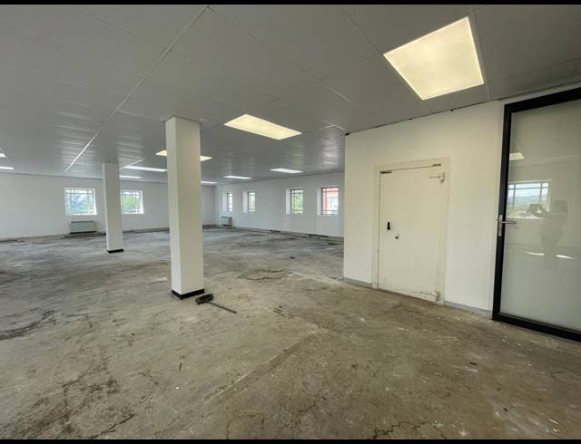 187.60M² OFFICE TO LET IN RIVONIA